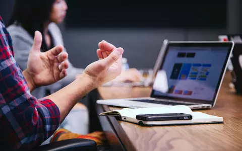 Topul celor mai căutate abilități digitale și de AI: ce apare cel mai frecvent în anunțurile de angajare