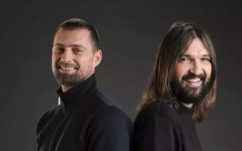 Gabi Tamaș îi oferă 5.000 de euro Olgăi Barcari din premiul de la Asia Express. Ce mesaj au transmis câștigătorii pentru adversarii lor, Alex și Ștefan: "Nu cred că putea exista o finală la fel de tare dacă nu eram cu voi"