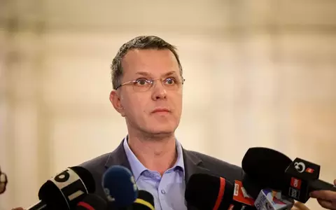 Ionuț Moșteanu, ministrul Apărării, recunoaște că a mințit în CV, privind facultatea terminată: "O greșeală care, recunosc, că mă jenează"
