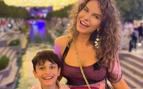 Anna Lesko și fiul ei, Adam, interviu la dublu. Cum este relația dintre ei, ce planuri au pentru Sărbători și care sunt pasiunile lor comune: ”Statul acesta împreună este benefic pentru ambele părți” / EXCLUSIV