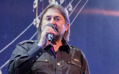 Gheorghe Gheorghiu a împlinit 50 de ani de carieră. Cum arată acum și cu ce artiști a cântat la spectacolul aniversar : ”Vă doresc să rămâneți tineri, sănătoși, bogați și frumoși”