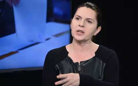 Cine este Adriana Săftoiu, noul director TVR. A fost consiliera lui Traian Băsescu și a fost căsătorită cu un fost șef al SIE