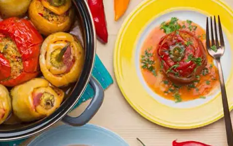 Rețetă de ardei umpluți cu bulgur și legume