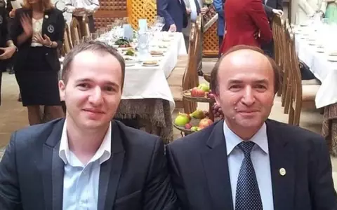 Fiul lui Tudorel Toader, cercetat de polițiști după ce două studente l-au acuzat de hărțuire sexuală. Facultatea de Drept a anunțat suspendarea lui Alexandru Toader din funcția de lector