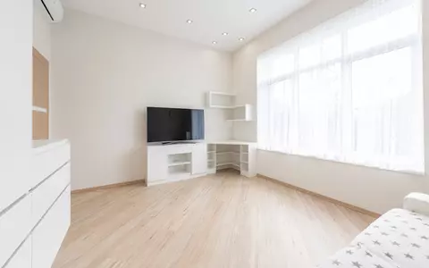 Cum alegi ferestrele de termopan potrivite pentru un design modern – sfaturile Hauzen