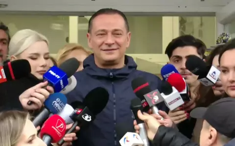 Daniel Băluță s-a prezentat cu soția de mână la vot: "Oraşul a fost dominat de ceartă şi haos, lucrurile trebuie să înceteze. A venit timpul ca rezultate să fie cele care contează"