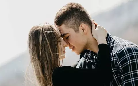 Un celebru cuplu de influenceri din Moldova divorțează, după 8 ani de relație și 4 copii: "Știți cât de grea este această etapă emoțională, pentru că sunt copii, nu trebuie să sufere…"