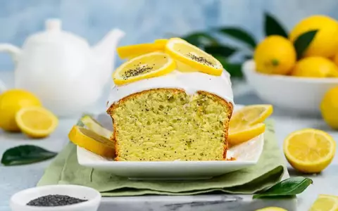 Rețetă de chec de iarnă cu portocală și nuci. Desertul aromat care aduce Crăciunul în casă