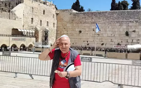 Cum va petrece Eugen Cristea primul Crăciun fără regretata Cristina Deleanu: ”Mai am puțin și îl ajung pe Piersic, care a fost de 110 ori în Israel” Cu cine merge actorul în Țara Sfântă / EXCLUSIV