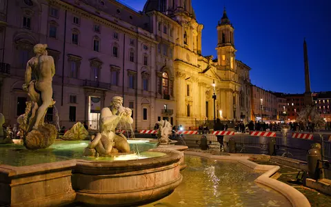 „Taxă pentru îndrăgostiți” într-un oraș din Italia. 12 euro pentru a vizita cea mai căutată atracție turistică și timp limitat pentru selfie-uri în doi