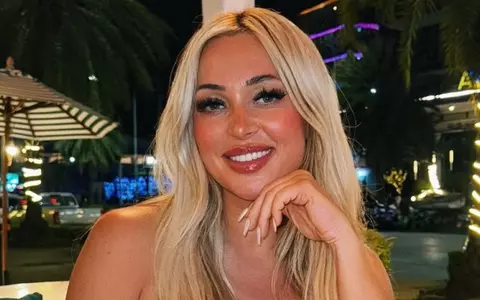 Raluca Zenga, superbă la 44 de ani! Mesajul postat, la început de an, de fosta soție a lui Walter Zenga: "Nu te grăbi, nu forța schimbarea, ascultă-ți busola interioară"