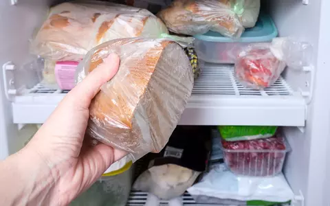 De ce nu e bine să ținem pâinea în frigider