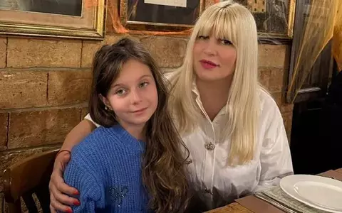 Elena Udrea, apariție surprinzătoare la sala de fitness alături de fiica sa. Cum arată în colanți, la 53 de ani: "Poate așa mă țin și eu de sport"
