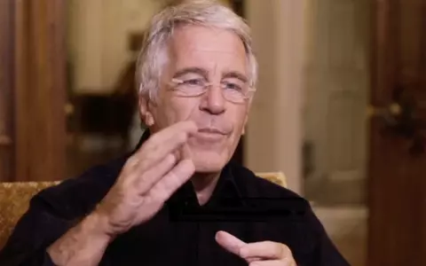 O fetiță de 9 ani, cea mai tânără victimă a lui Jeffrey Epstein. Noi detalii despre cea mai gravă rețea de trafic sexual: „E revoltător și absolut scârbos!”