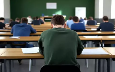 Subiecte Simulare Evaluarea Națională 2026. Ce au avut de rezolvat elevii la Limba și Literatura română