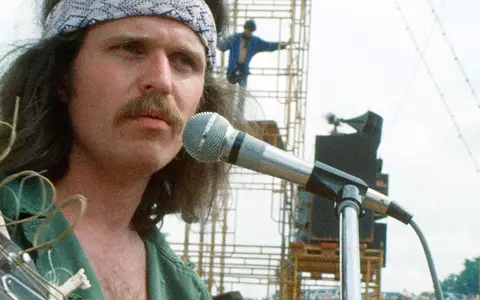 „Country” Joe McDonald, autorul imnului anti-război de la Woodstock, a murit din cauza unor complicații ale bolii Parkinson. Avea 84 de ani