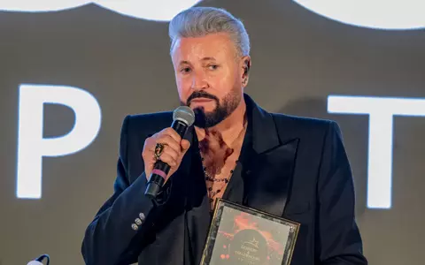 Câte premii naționale și internaționale a primit Cătălin Botezatu de-a lungul carierei și ce proiecte are acum: ”O să fie ceva unic, ceva ce nu s-a mai făcut. Evenimentul este organizat de o româncă” / EXCLUSIV