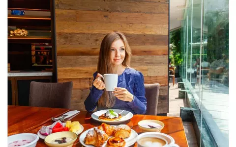 De la birou la brunch: 7 accesorii pentru femeia activă