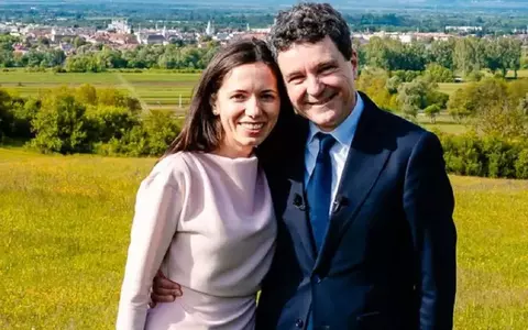 Mesajul lui Nicușor Dan de 8 Martie: "Prea des uităm cât de mult vă datorăm, cât de puternice și de curajoase sunteți". Președintele a atras atenția asupra violenței domestice și a inegalității de gen