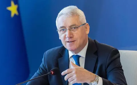 Angajatul AEP acuzat că se afla în Dubai în timp ce era în concediu medical și-a dat demisia: "Nu îl scapă de răspundere. Cercetarea disciplinară va continua"