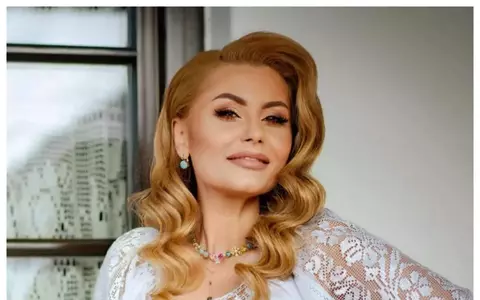 Emilia Ghinescu, ipostază romantică alături de iubitul cu 20 de ani mai tânăr: "Ne trăim viața așa cum vrem" / De ce a atras atenția fotografia postată