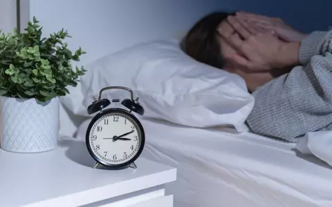 De ce te trezești mereu la 3 dimineața