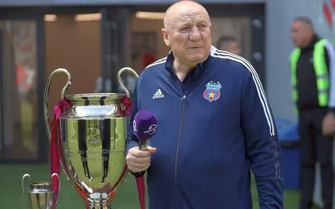 Adrian Bumbescu a ajuns de urgenţă în spital, după ce i s-a făcut rău pe stadionul Ghencea. În ce stare este acum legenda Stelei