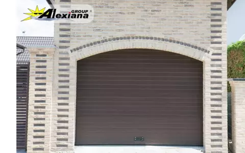Ce verifică mulți proprietari din România înainte să aleagă ușile de garaj moderne de la Alexiana Group