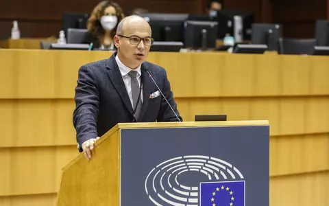 Rareș Bogdan îl acuză pe Ilie Bolojan de „ipocrizie fără margini”: „Dai votul unui pesedist, dar acum două zile blocai un liberal!”