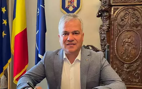 Premierul desemnat depune astăzi la Parlament lista de miniștri și programul de guvernare. Cine ar putea face parte din Guvernul Veștea: "Vor fi și tehnocrați"