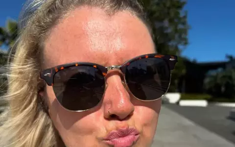 O influenceriță celebră a transmis mesajul dureros la scurt timp de la zvonurile că divorțează după 14 ani de căsnicie: „Complet devastată. Nu am fost niciodată suficientă pentru el!”