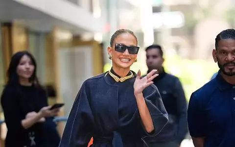 Jennifer Lopez, apariție spectaculoasă pe străzile din New York, într-o pereche de pantofi românești: "Perfecțiune absolută"