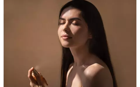 Ritualul tău de frumusețe ayurvedică: De la cosmetice naturale la suplimente și remedii