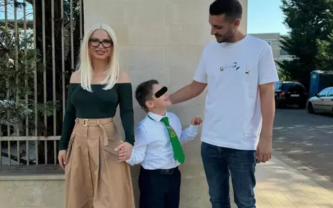 Alessia, în război cu tatăl copilului ei: "Îmi plătește pensia alimentară de 450 de lei. Școala la care merge costă 3500 de lei"