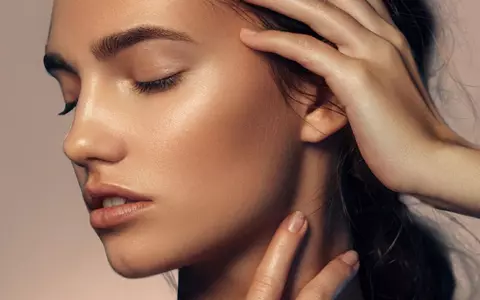 Ce înseamnă Cloud Skin și Barely-There Skin, noile trenduri în frumusețe și îngrijirea pielii
