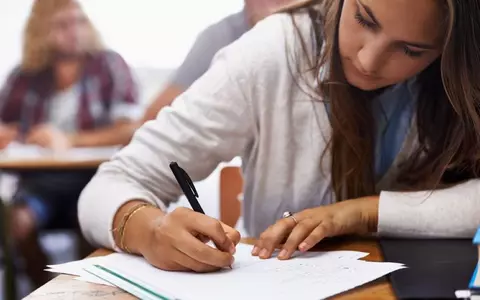 Subiecte Matematică BAC 2026. Ce au avut de rezolvat elevii de la profilul matematică-informatică