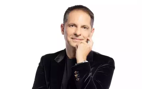 Dan Negru, mesaj pentru elevii care susțin Bacalaureatul: „Notele nu măsoară inteligența, ci cât de bine te adaptezi unui sistem care-ți va da credite la bănci și vacanță o dată pe an”