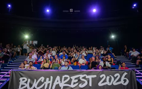 Florentin Petre, Dănciulescu și Prunea, parte din show-ul baschetbalistic de la Circul Metropolitan. Echipele de tineret ale României susținute de legende ale fotbalului