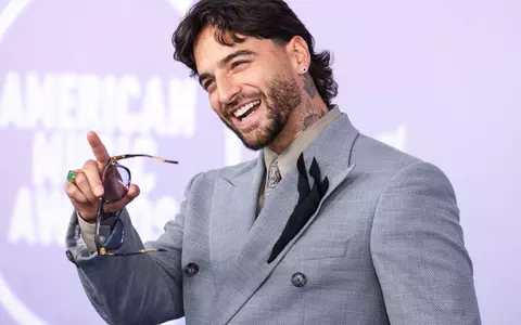 Cum arată casa lui Maluma din Medellin, orașul său natal din Columbia. Vila de lux are lift, piscină, cinematograf și o grădină impresionantă: "Mă minunez de ceea ce văd"