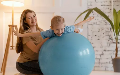 Mișcarea care vindecă. Când ar trebui să-ți faci griji pentru felul în care se mișcă copilul tău?