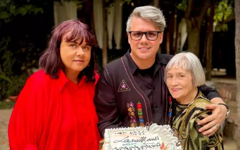 Imagini rare cu mama și bunica lui Fuego. Artistul s-a întors la Turda, locul unde a copilărit: „Mă bucur de oamenii mei dragi!”