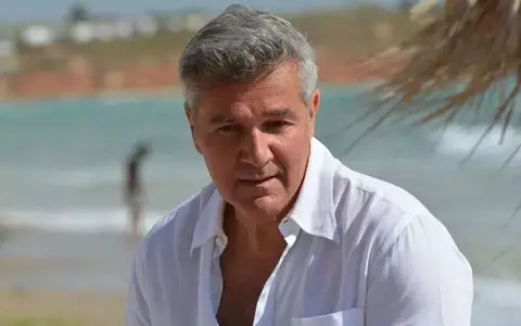 Dan Bittman s-a afișat alături de noua iubită într-un club exclusivist din Mamaia. În ce ipostaze au fost surprinși cei doi