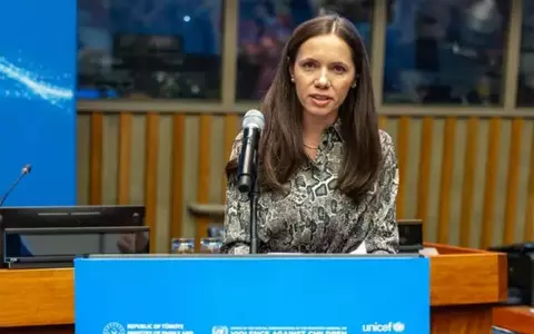 Mirabela Grădinaru, invitată la New York, la o dezbatere despre educația digitală a copiilor. Cum s-a îmbrăcat partenera președintelui României la întâlnirea cu Melania Trump