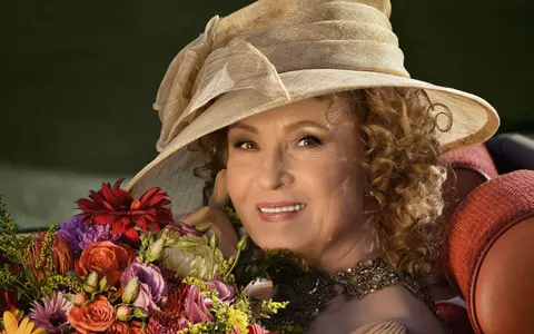 Angela Similea, la fel de cochetă și elegantă ca în tinerețe și la 80 de ani! Imaginea care i-a cucerit pe fanii artistei