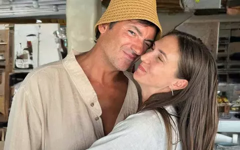 Adela Popescu a fost geloasă pe o fată care l-a însoțit pe Radu Vâlcan într-o deplasare. Metoda neobișnuită prin care i-a testat fidelitatea: „Seri întregi am încercat!”