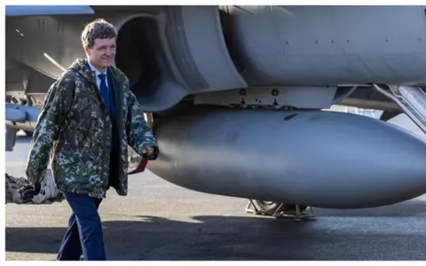 Nicușor Dan, interviu pentru un post de radio din SUA. Ce a spus despre dronele rusești care un intrat în țara noastră: „Suntem afectați de războiul din Ucraina!”