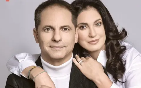 Imagini rare cu soția lui Dan Negru, din ziua în care au fost nași de cununie în Timișoara. Codruța a purtat o rochie elegantă, din dantelă: "Nășitul e o binecuvântare!"