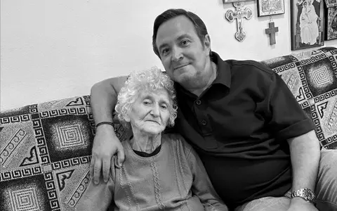 Ce a făcut Daniel Buzdugan cu jumătate de oră înainte ca mama lui să moară: "A fost atât de tulburător! În momentul în care pleacă al doilea părinte este un cutremur"