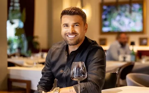 Adrian Mutu negociază în secret cu Antena 1 pentru Survivor 2027! "Briliantul" a fost surprins alături de Vladimir Dembinski, producătorul emisiunii: "S-au înțeles"
