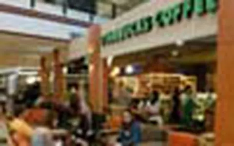 S-a deschis a doua cafenea Starbucks